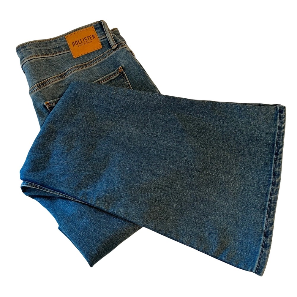 Hollister High‎ Rise Flare Jeans Ripped Knee Distressed Denim